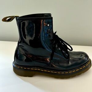Dr. Martens / Doc Marten patent leather boot women’s size 7